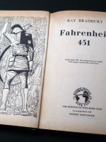 Fahrenheit 451