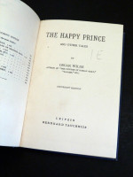 Five Oscar Wilde pocket edition hardbacks