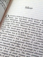 Anno Dracula (Signed paperback edition)